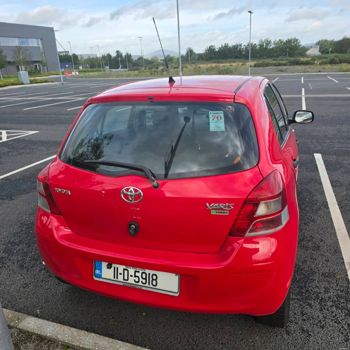 Toyota Yaris Manual - Image 4