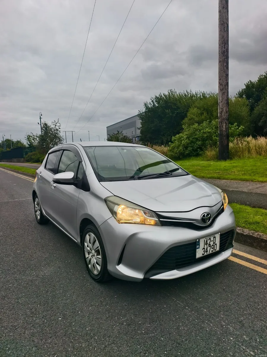 Automatic Toyota Vitz 1.3 41k km NCT/TAX - Image 2
