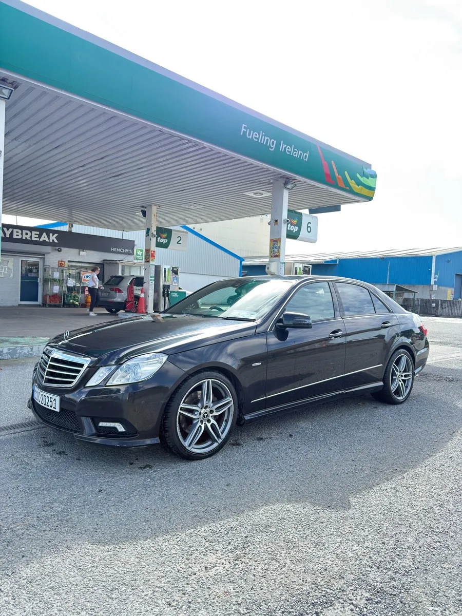 Mercedes-Benz E350 Amg - Image 6