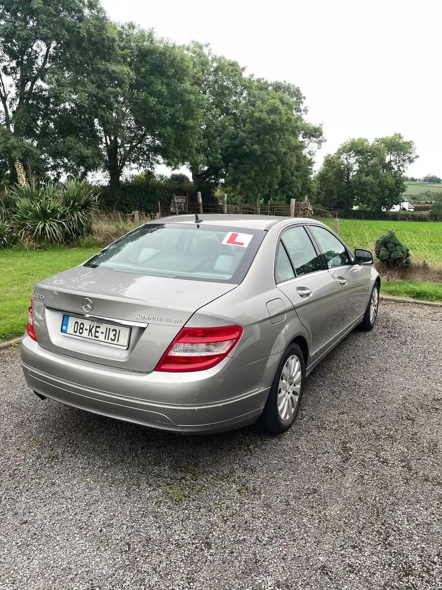 Mercedes-Benz C-Class 2008 - Image 4