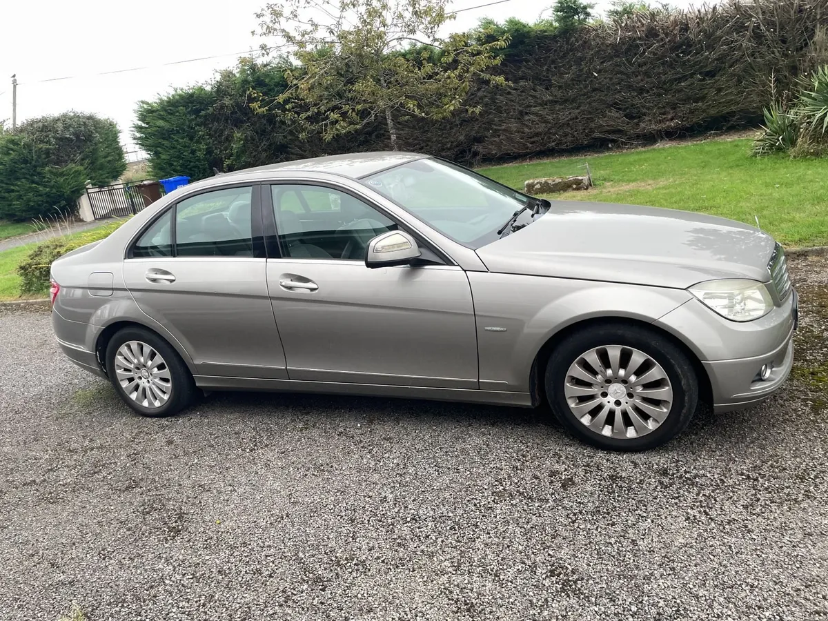 Mercedes-Benz C-Class 2008 - Image 5
