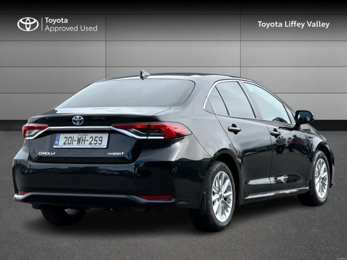 Toyota Corolla COROLLA HYBRID LUNA SAL - Image 2