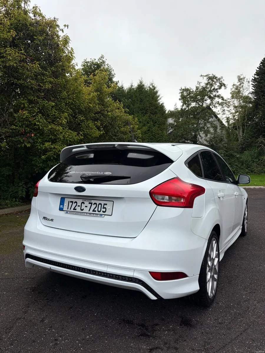Ford Focus ST-Line 172 - Image 6