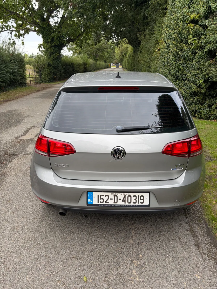 Volkswagen Golf 2015 | Low KMs , new nct - Image 5