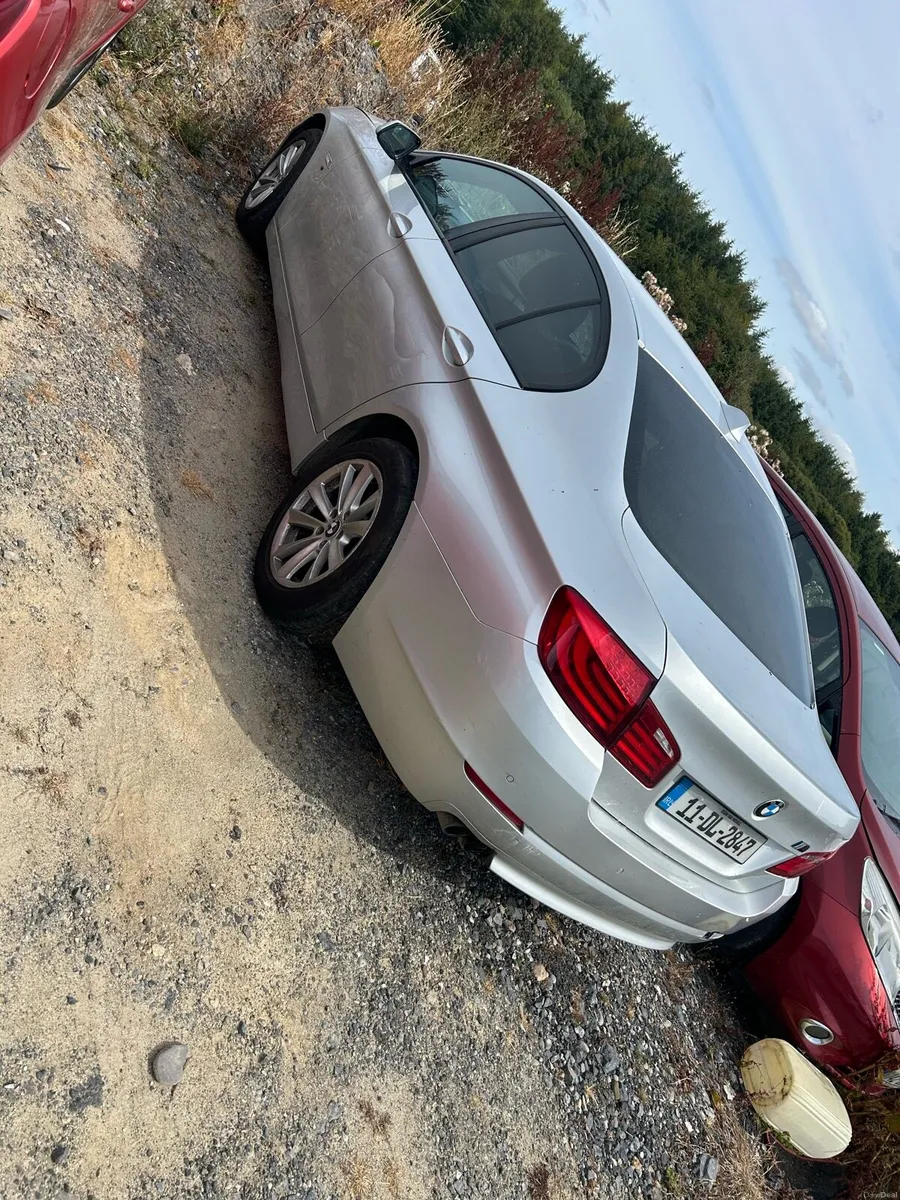 2011 bmw 520D - Image 1