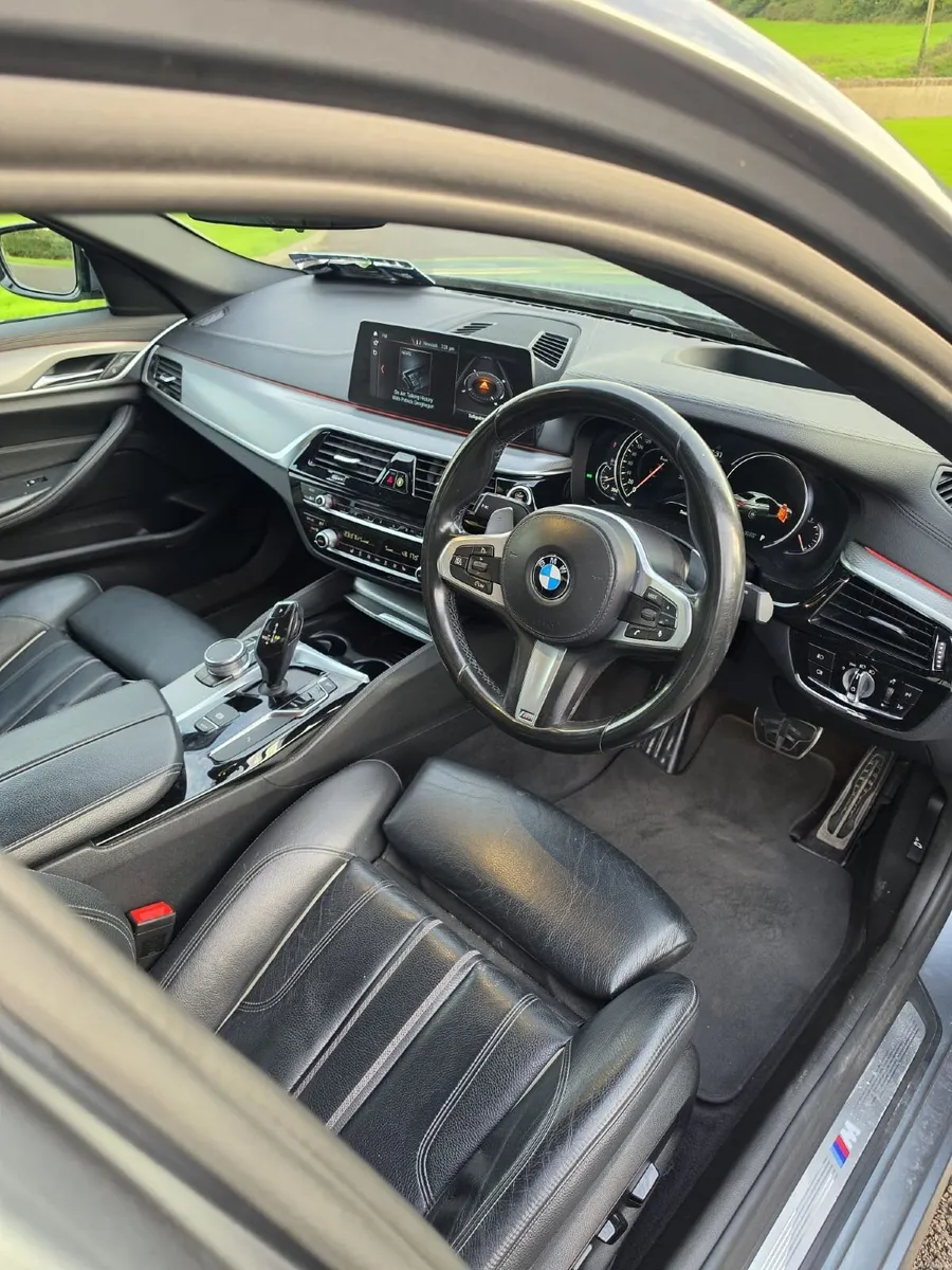 BMW 5-Series 2018 - Image 5