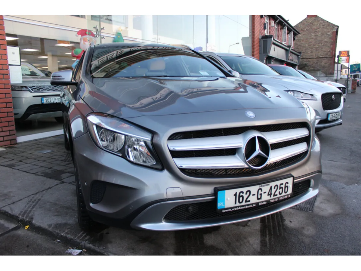 162 Mercedes GLA Automatic - Image 3