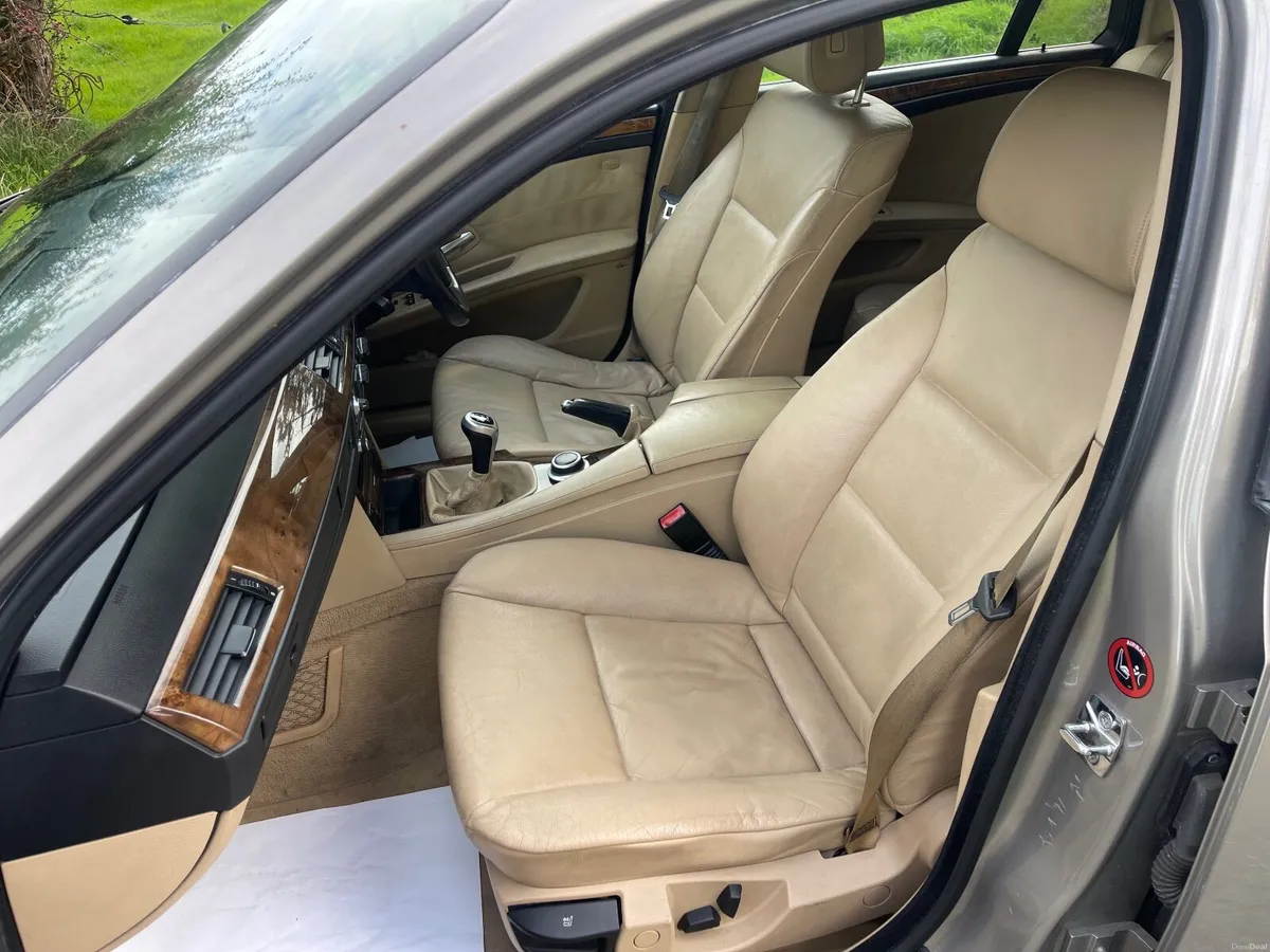 BMW 5-Series 2008 - Image 3