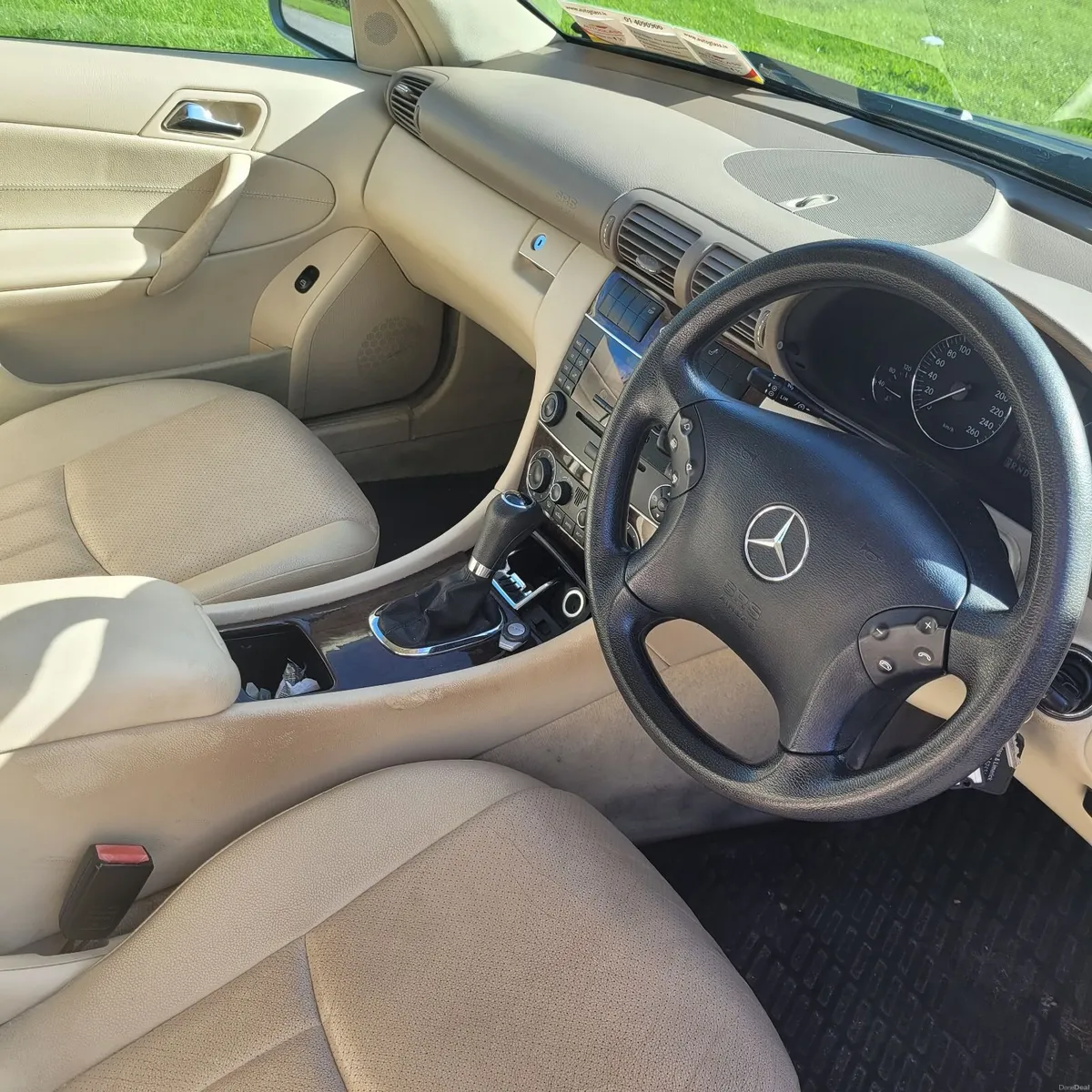Mercedes-Benz C-Class 2005 - Image 4
