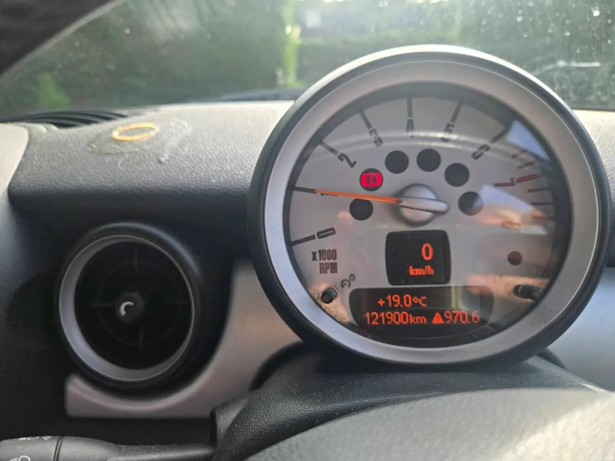 Mini one - Image 1