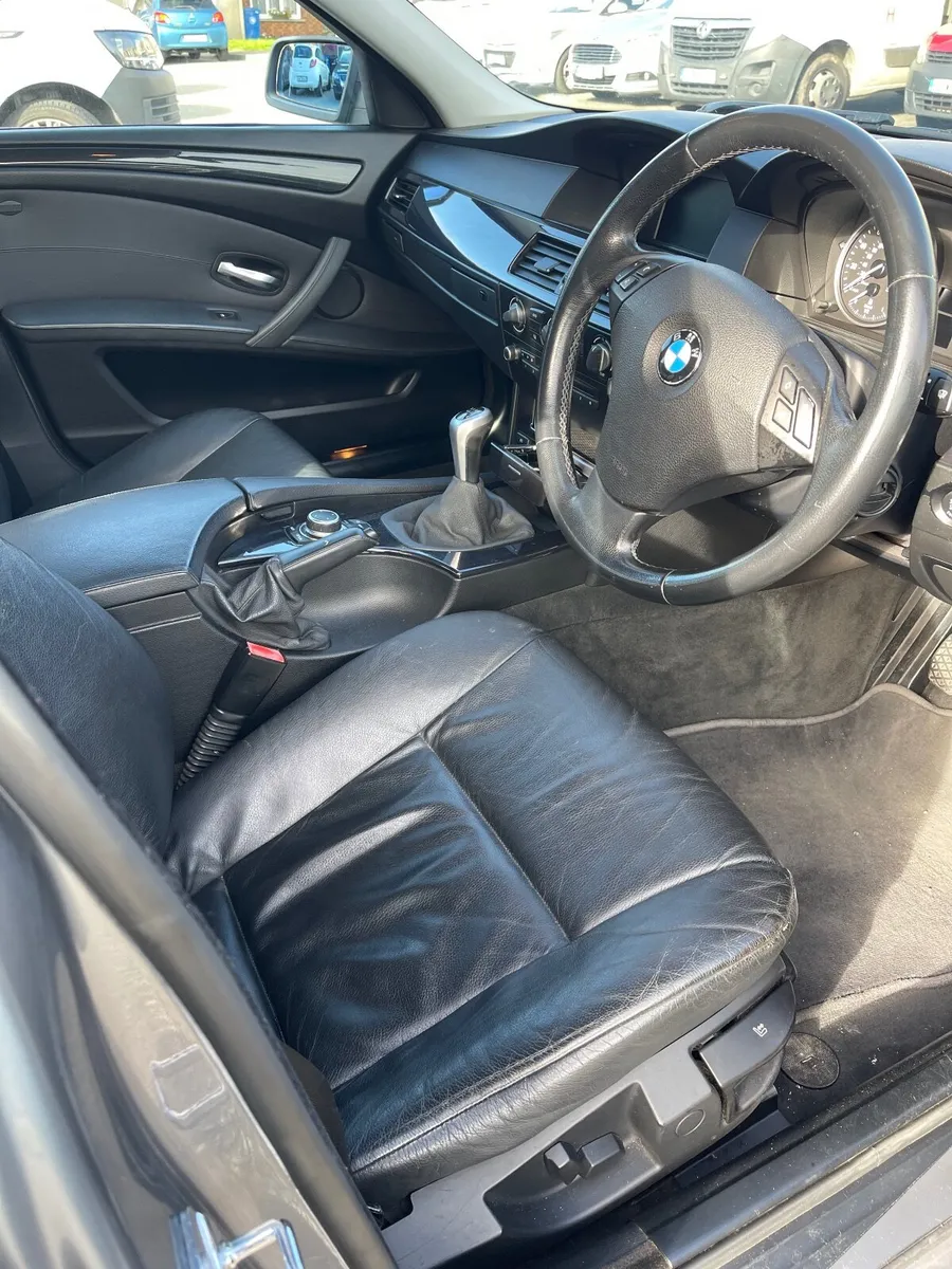 BMW 5-Series 2008 - Image 6