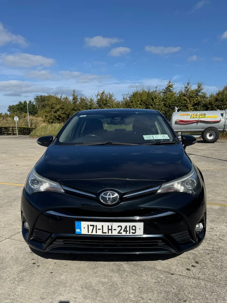 Toyota Avensis 2017 - Image 1