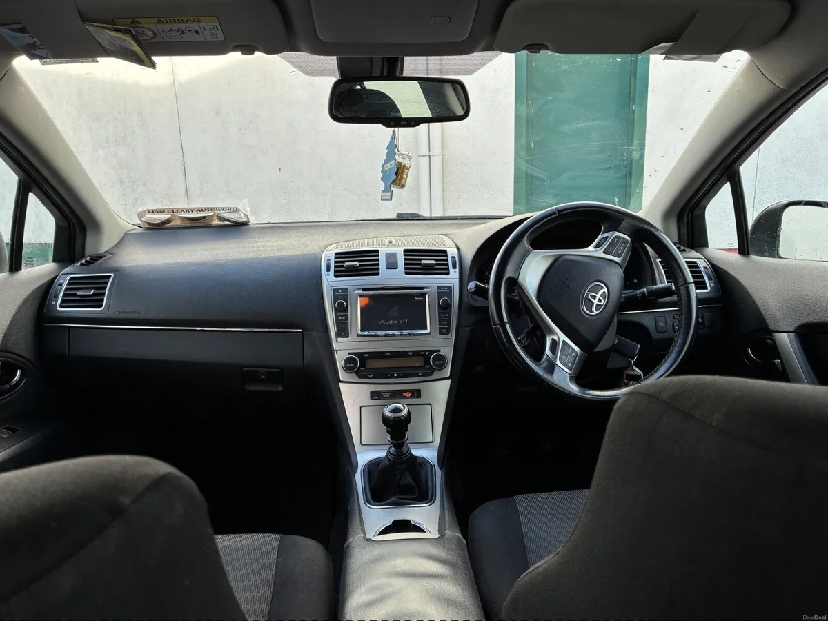 Toyota Avensis 2014 - Image 5