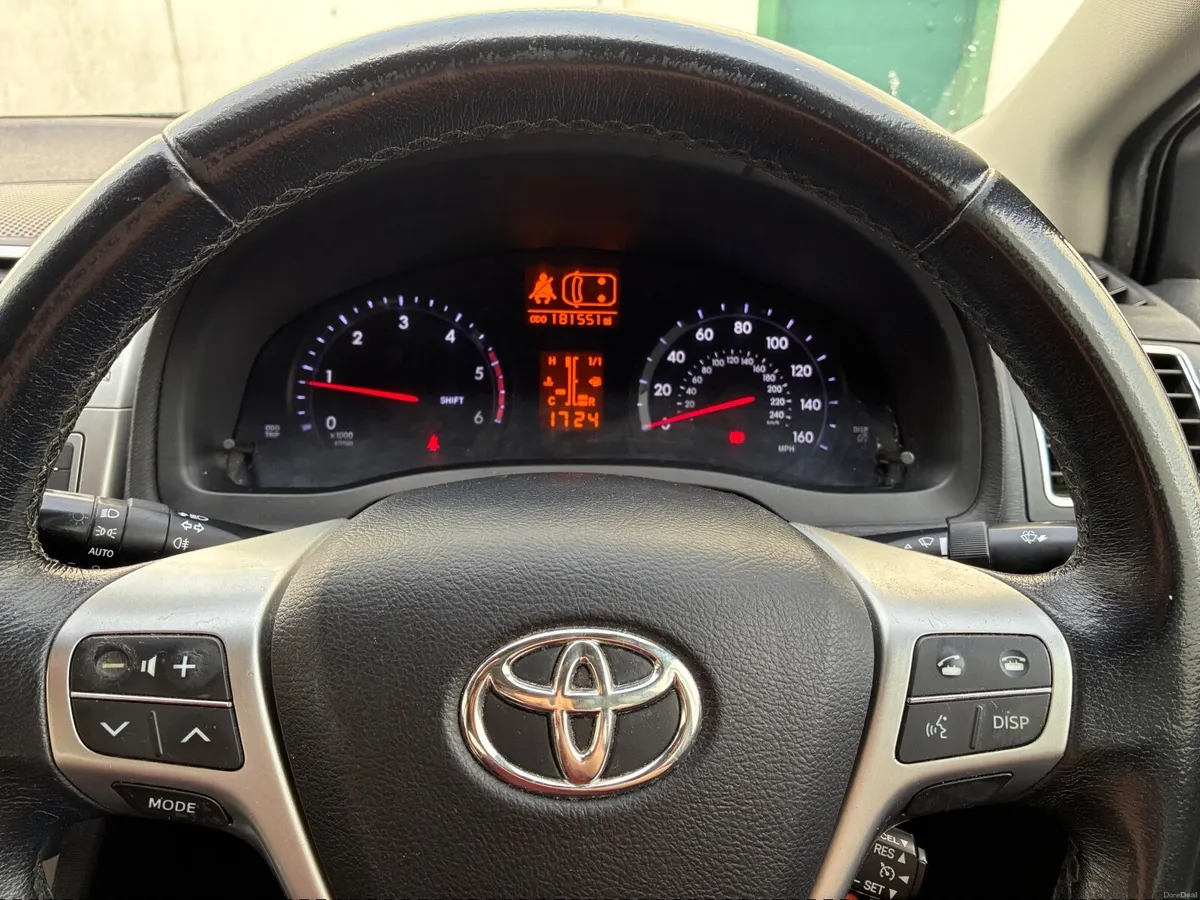 Toyota Avensis 2014 - Image 6