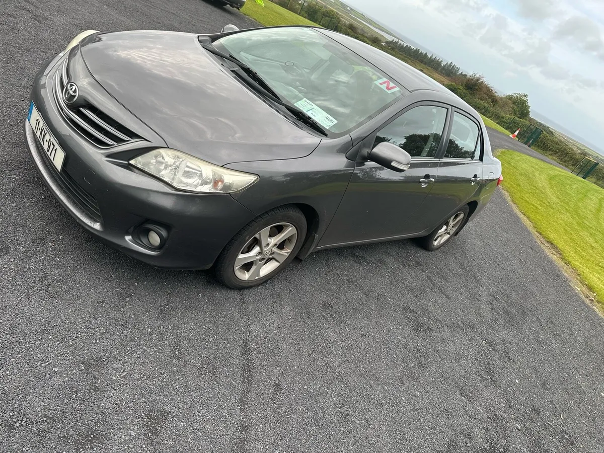 Toyota Corolla 2011 - Image 3