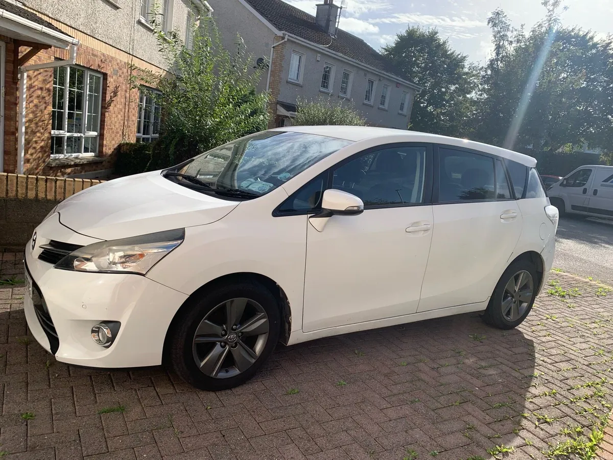 Toyota Verso 1.6 - Image 3