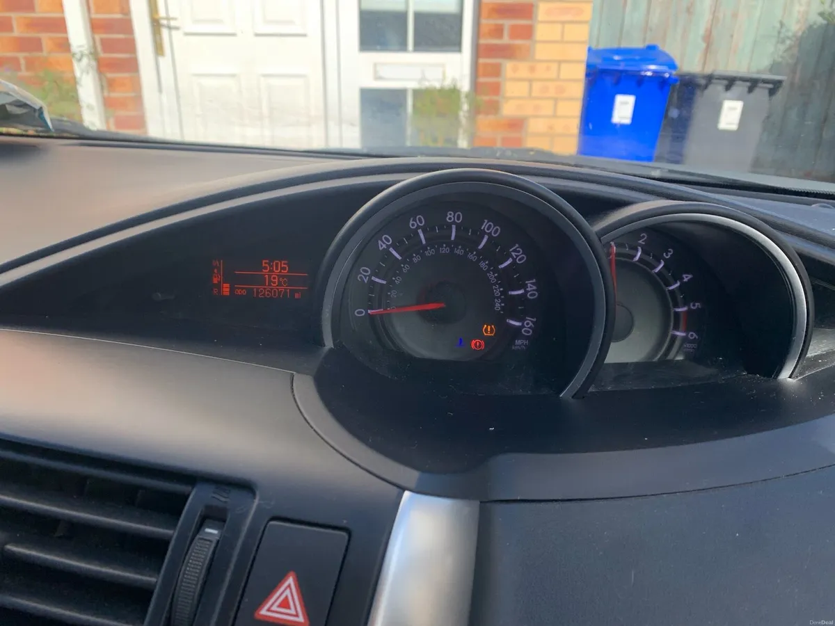 Toyota Verso 1.6 - Image 5
