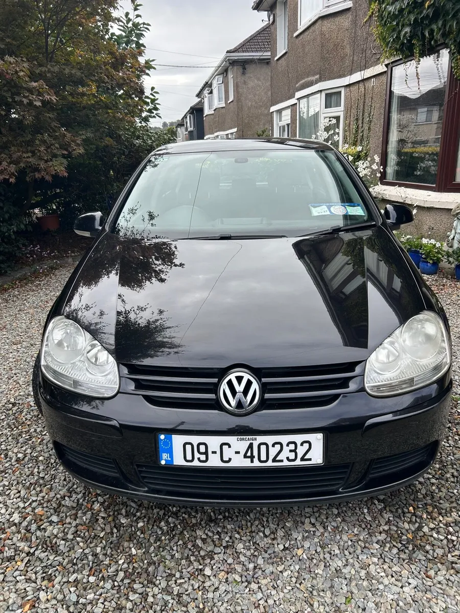 Volkswagen Golf 1.9 D 2009 - Image 2