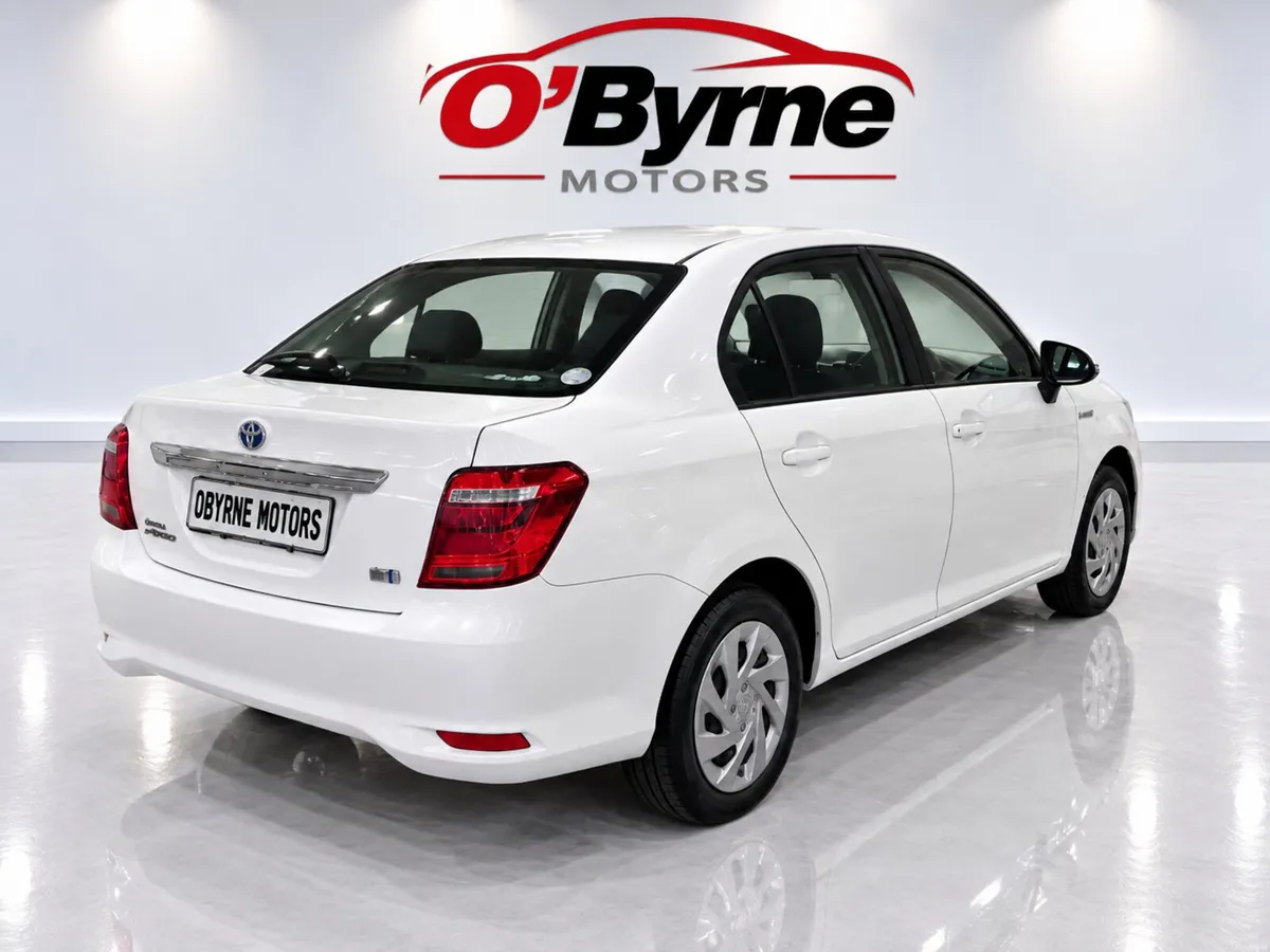 Toyota Corolla Axio Hybrid (Low Kms) - Image 4