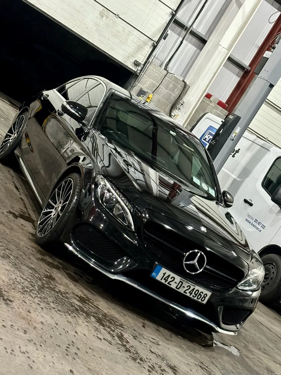 Mercedes Benz C250 AMG - Image 5