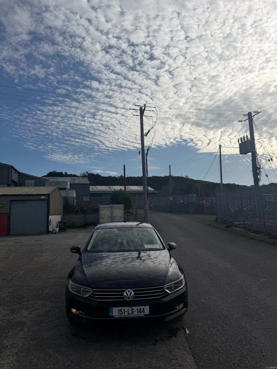 Volkswagen Passat - Image 3