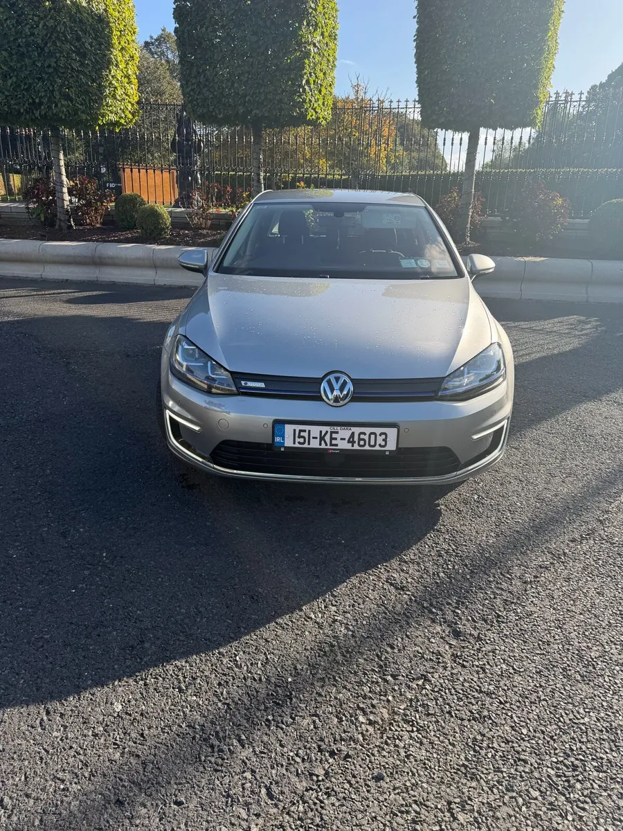 Volkswagen e-Golf - Image 2