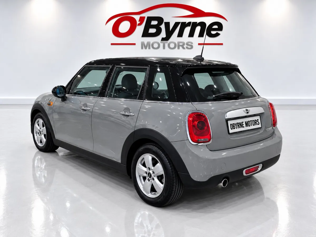 Mini Cooper 1.5 Automatic - Image 4