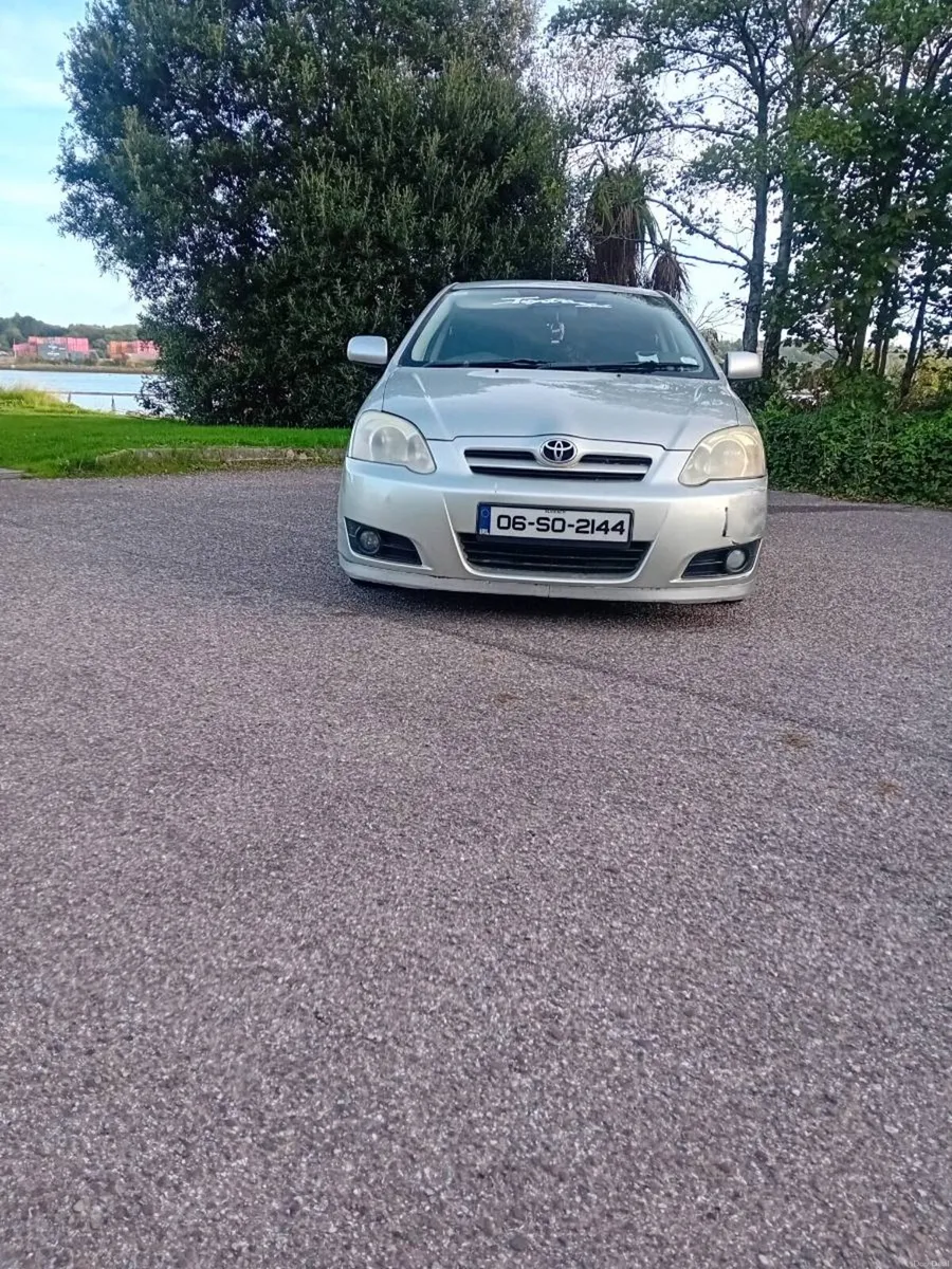 Toyota corolla - Image 1