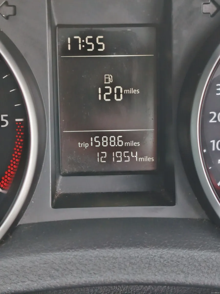 Volkswagen Golf 2012 - Image 4