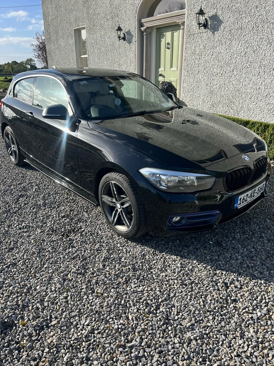 BMW 1-Series Hatchback Diesel Black - Image 1
