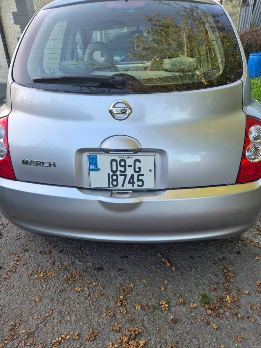 Low mileage  AUTOMATIC | ONLY 75,600 km on clock - Image 3