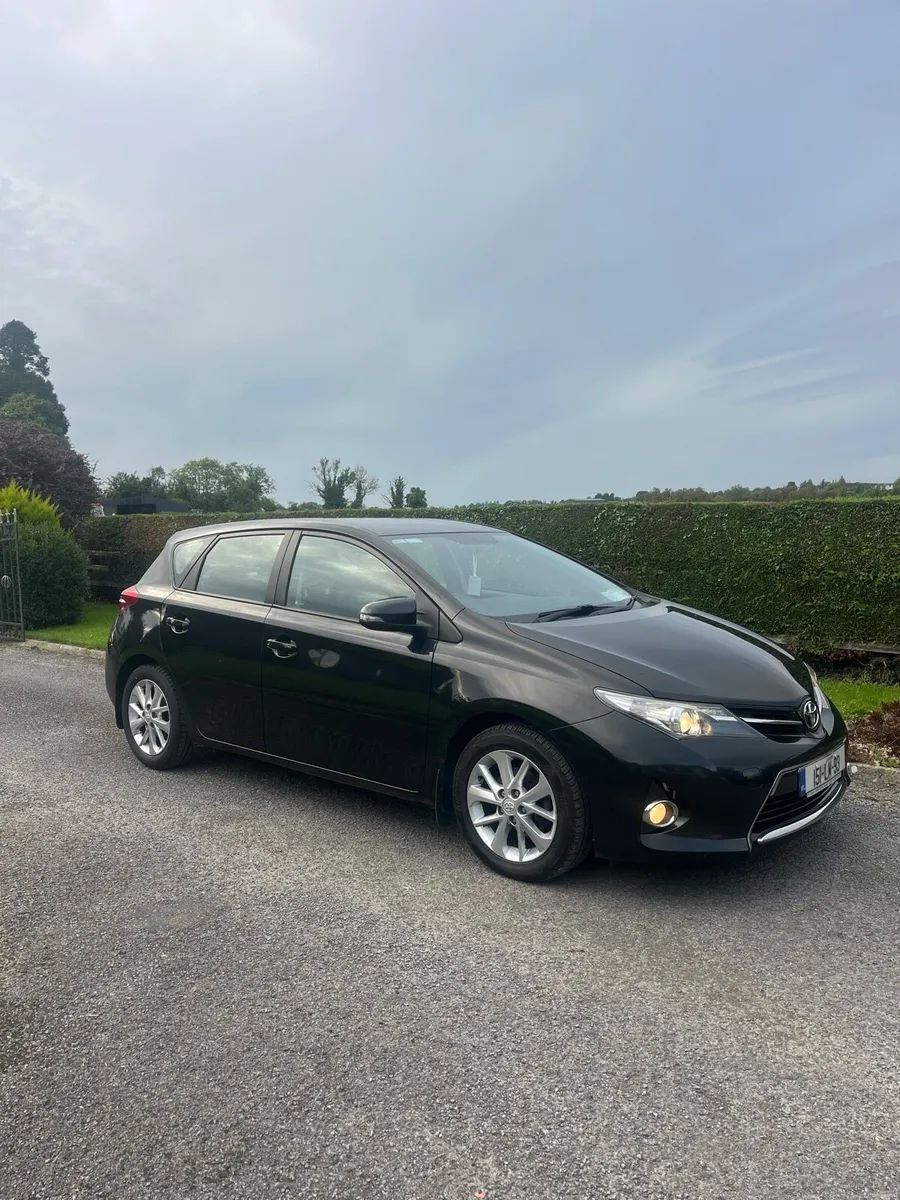 Toyota Auris Aura 1.4 D4D - Image 5