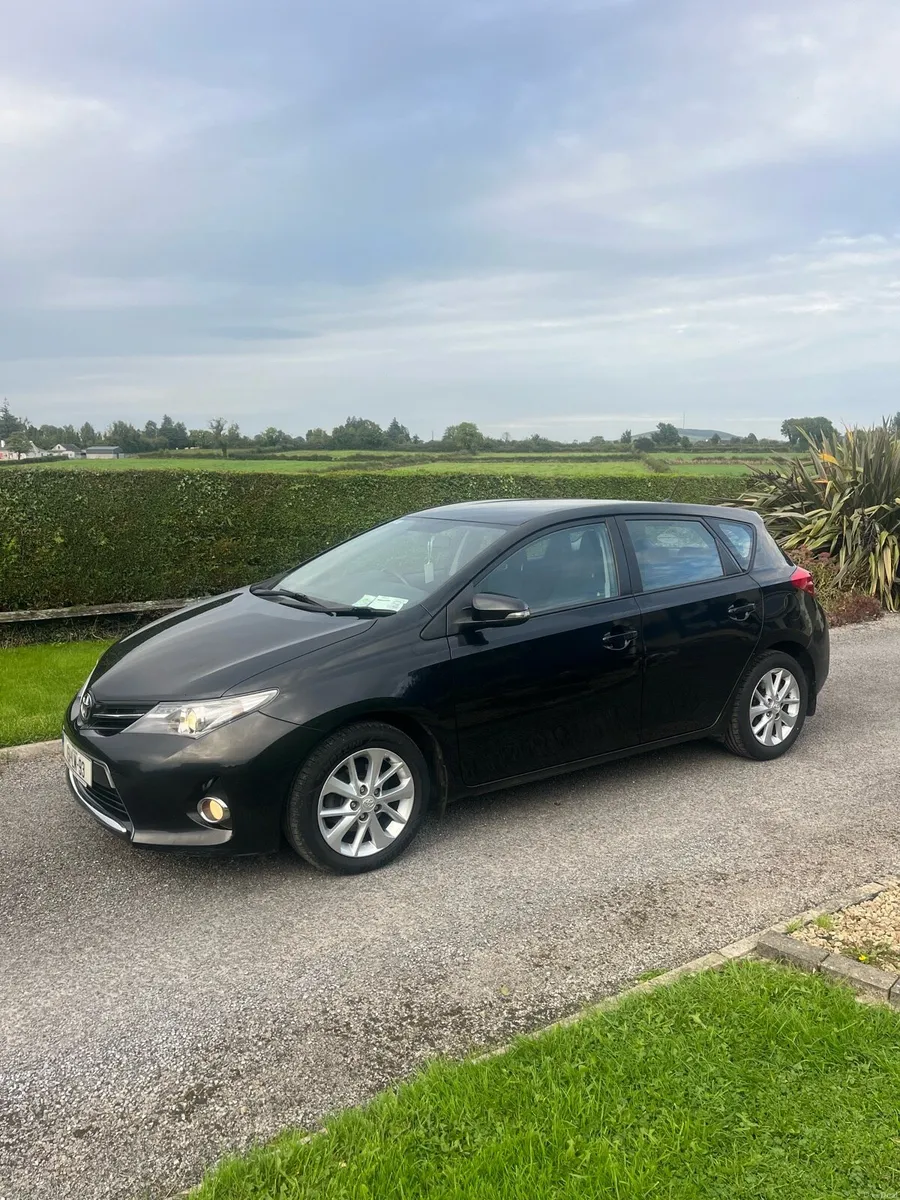 Toyota Auris Aura 1.4 D4D - Image 6