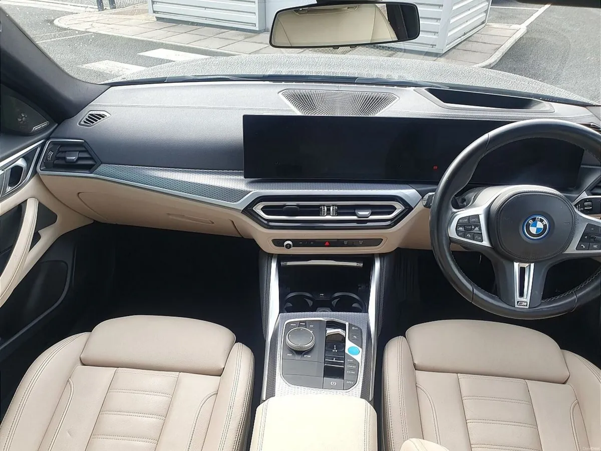BMW i4 M50 - Image 4