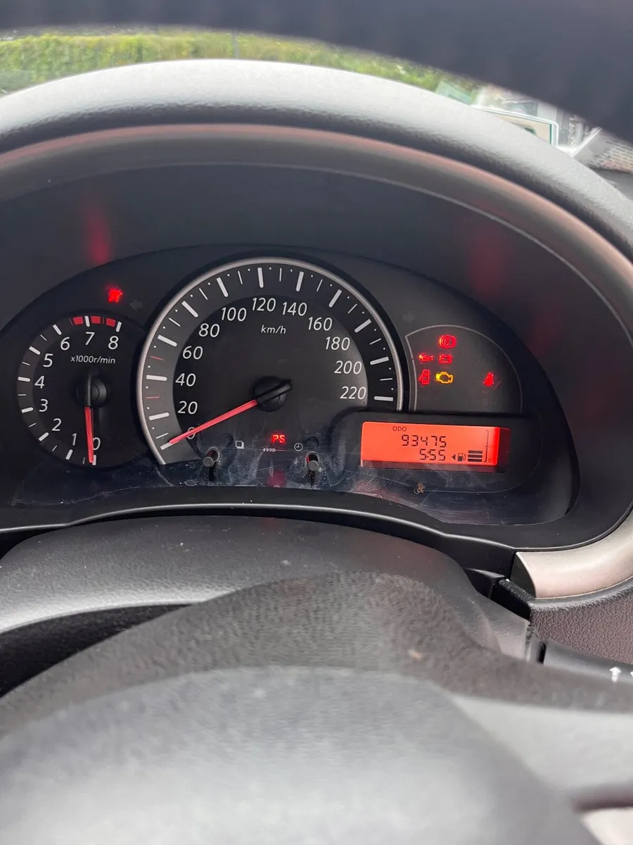 Nissan Micra 2012 - Image 2