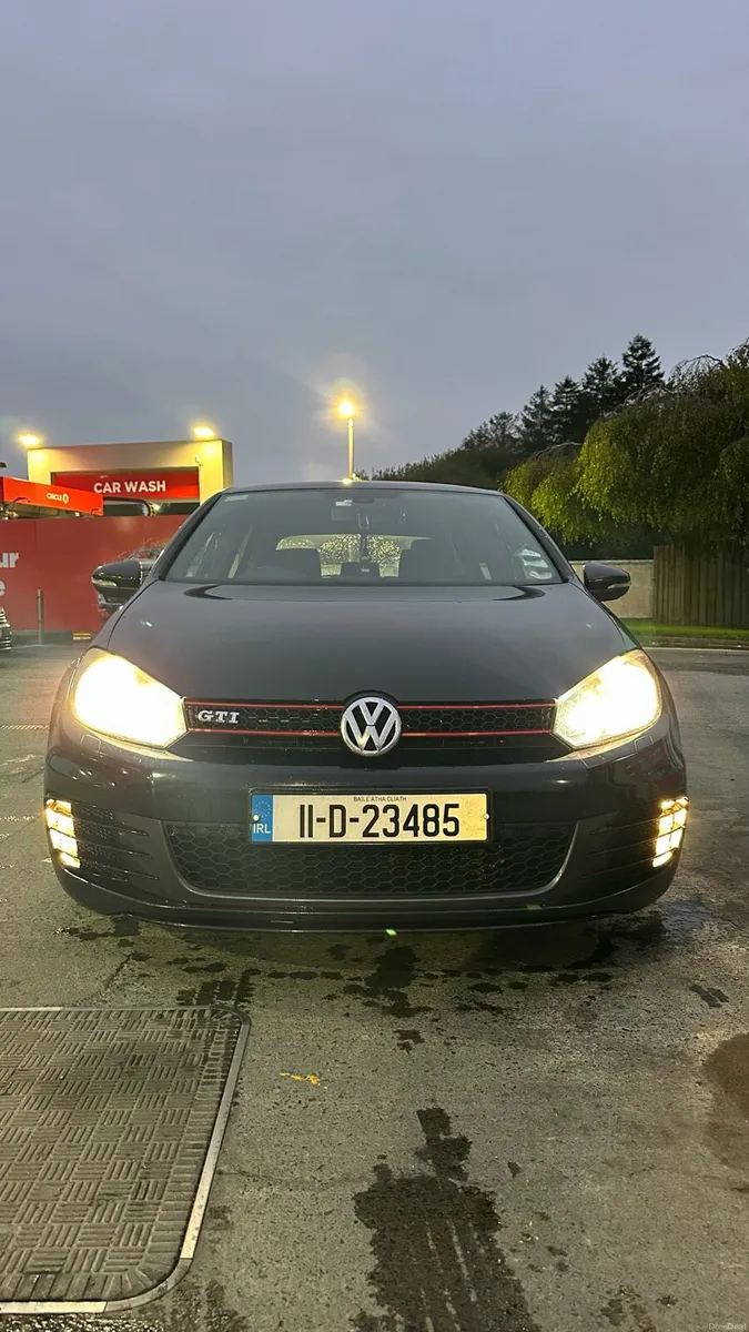 Volkswagen Golf GTI 2.0 TSI - Image 5