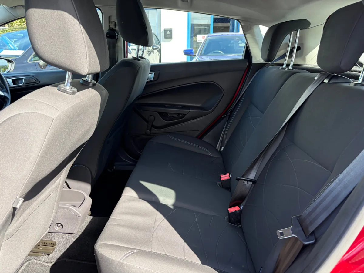2017 Ford Fiesta Zetec 1.25 | ONLY 67,671 KM - Image 6