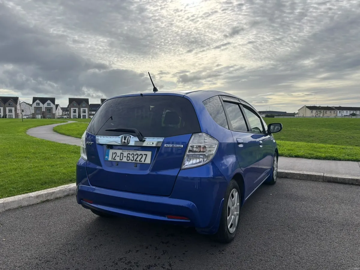 Honda Fit 2012 - Image 5