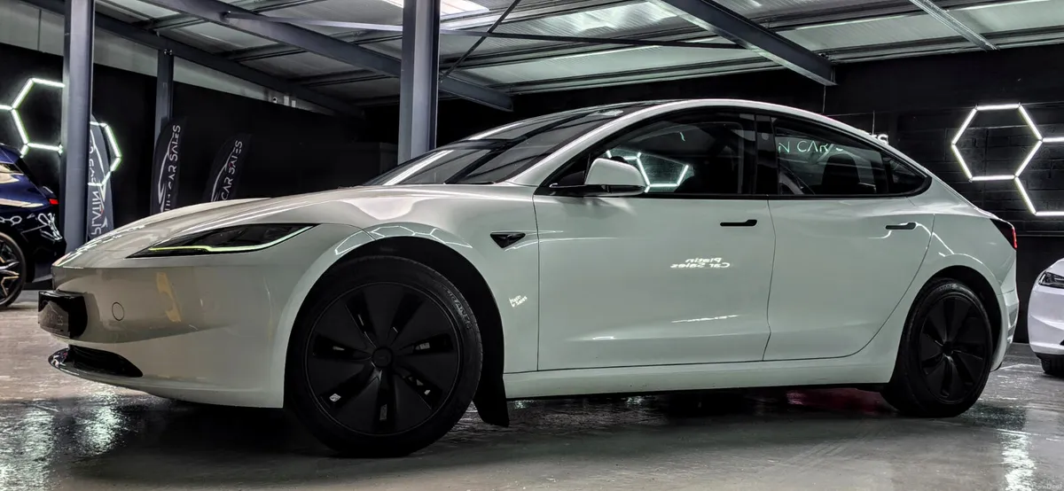 🔥2024 Tesla Model 3 Highland RWD Premium - Image 3