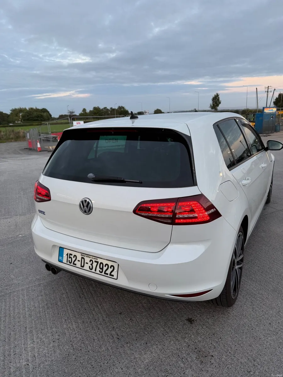 Volkswagen Golf GTE 2015 - Image 4