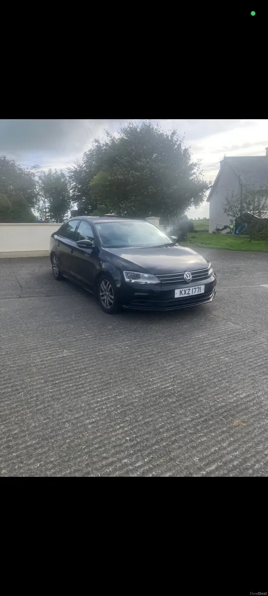 VW Jetta SE Blue motion Tech TDI 2015 2L - Image 1