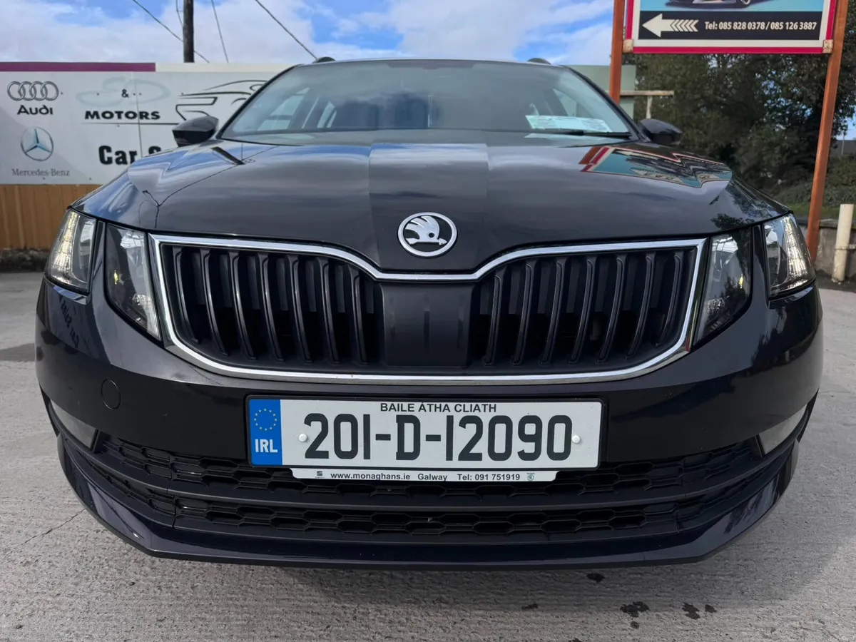 201 Skoda Octavia COMBI Ambition 1.6TDI 115HP - Image 2