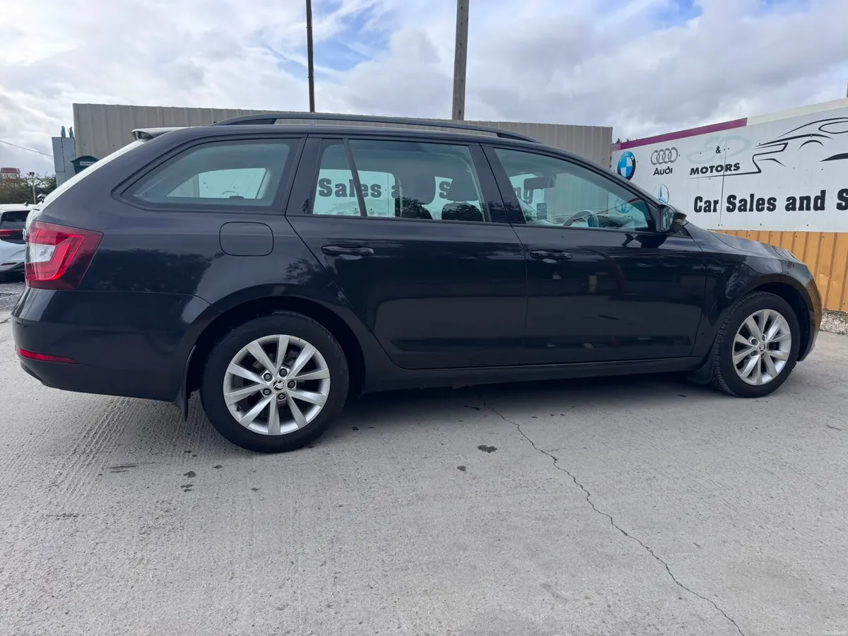 201 Skoda Octavia COMBI Ambition 1.6TDI 115HP - Image 6