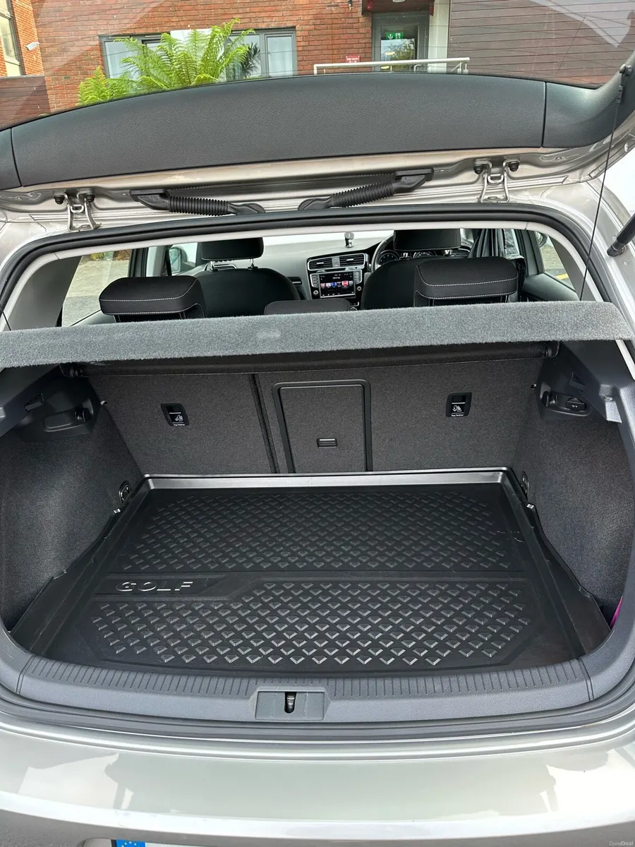 Volkswagen Golf 1.4TSI Automatic - Image 4