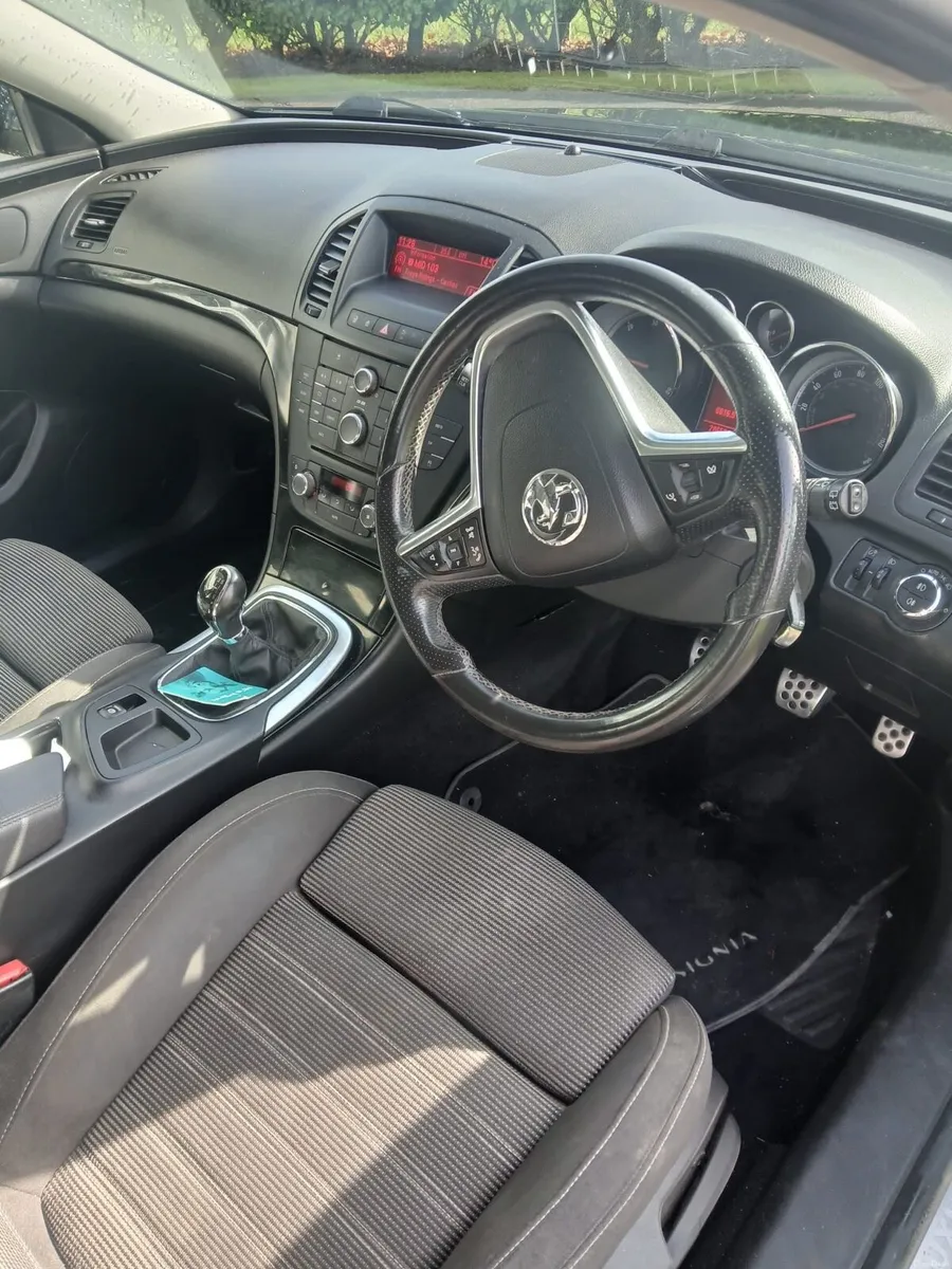 Vauxhall Insignia 2011 *NCT until 09-27* - Image 5