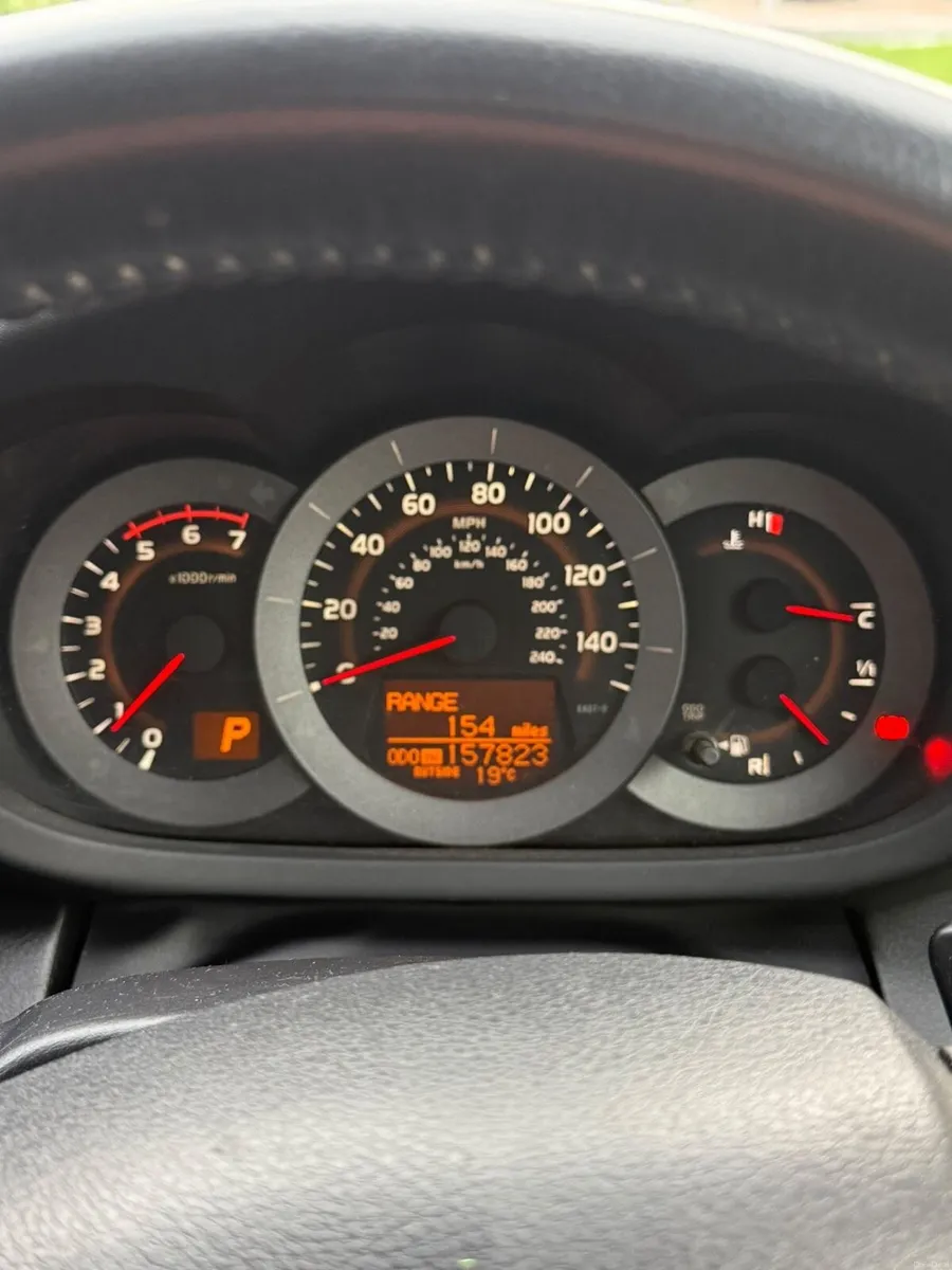 2010 Toyota RAV4 2.2 D-CAT Automatic - Image 5