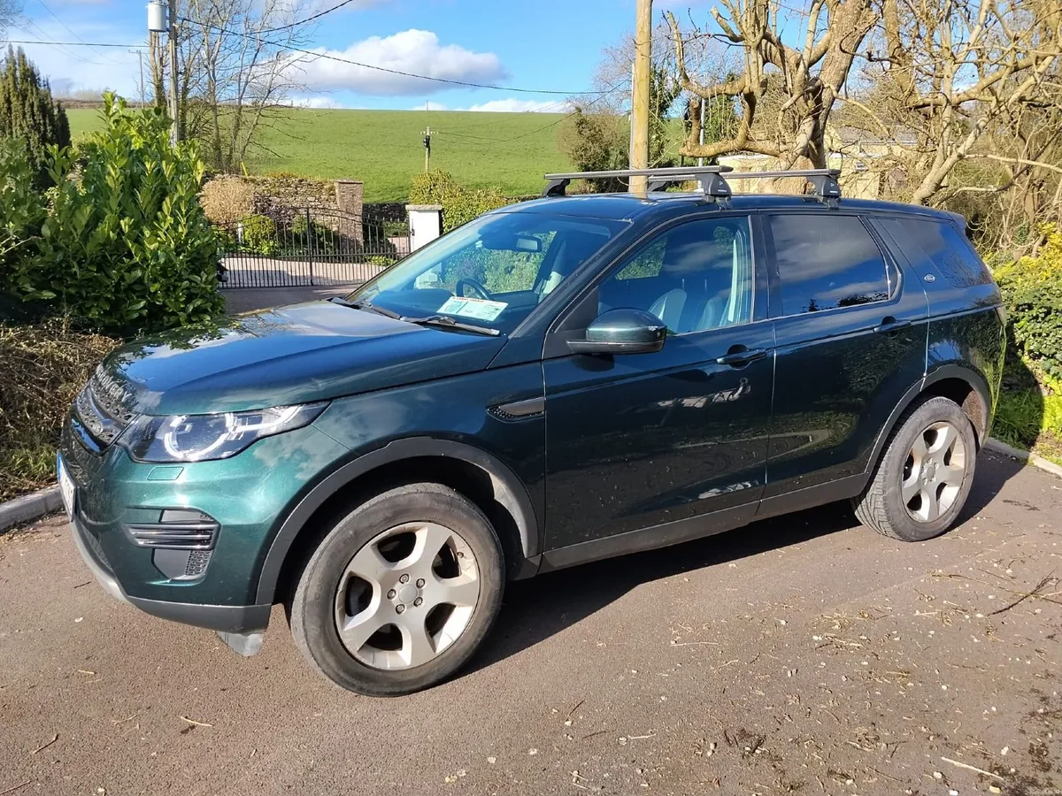 Land Rover Discovery Sport 2016 - Image 4