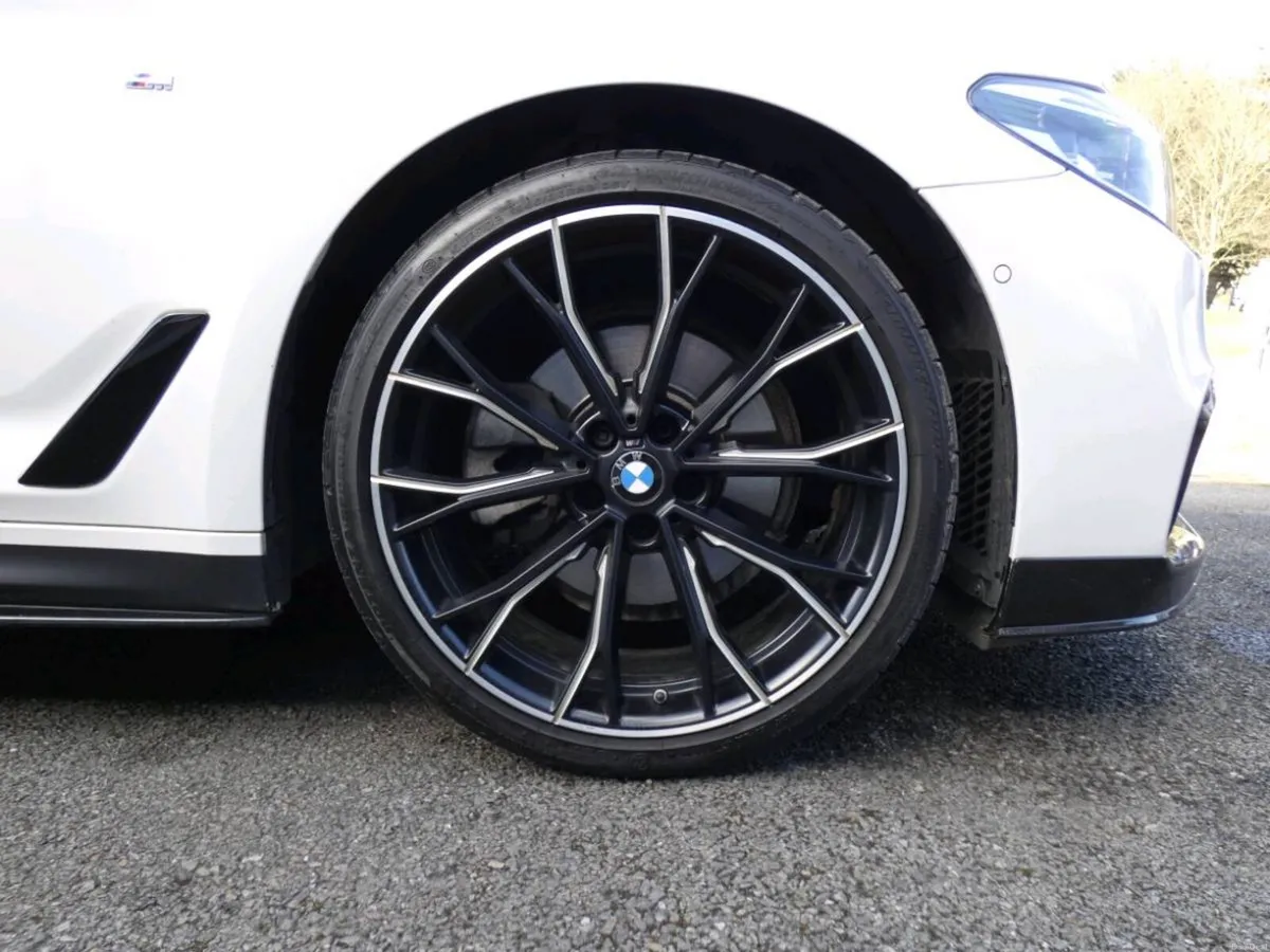 BMW 520d M Sport Performance – White - Image 5