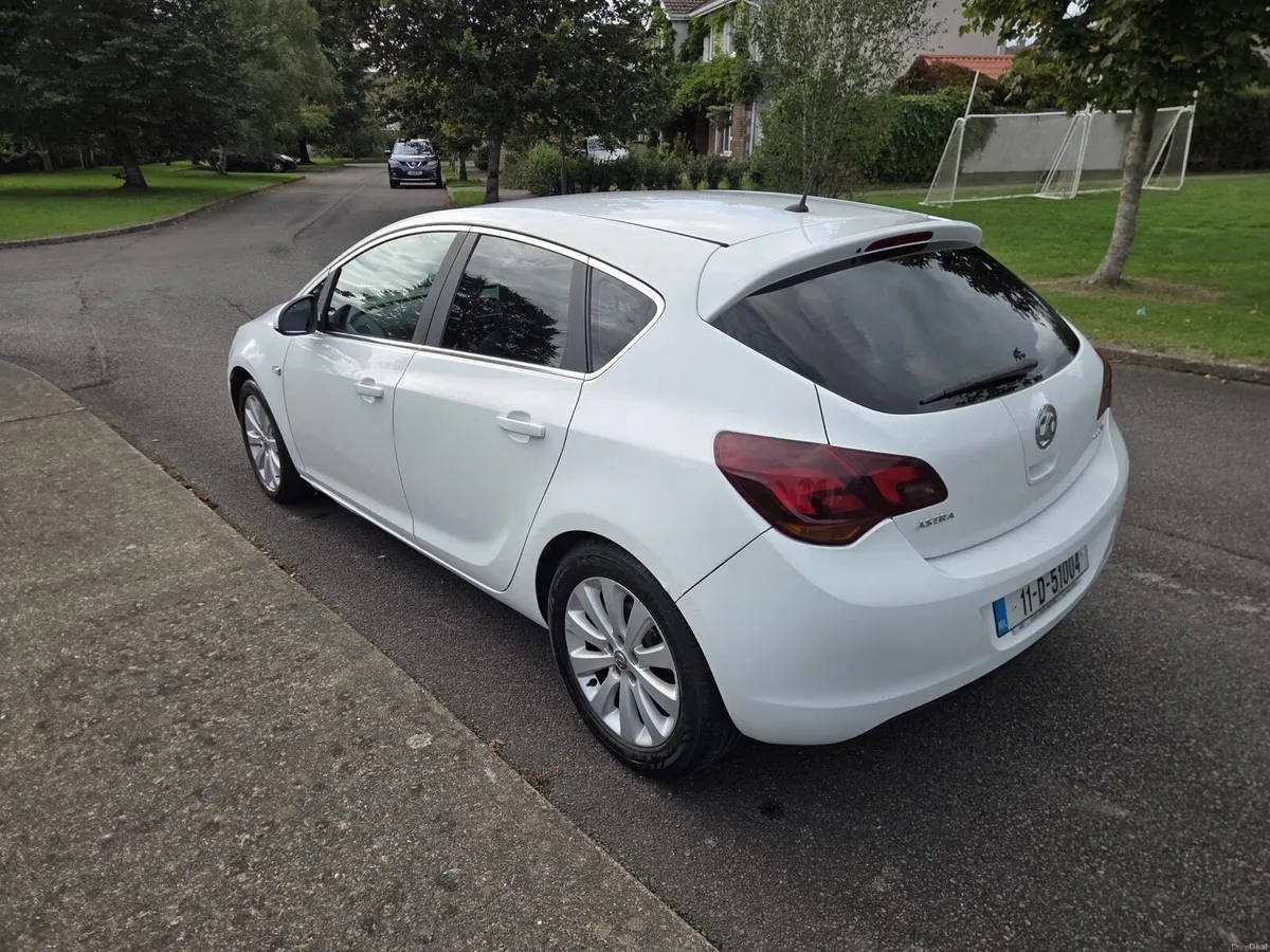 Vauxhall Astra - Image 4