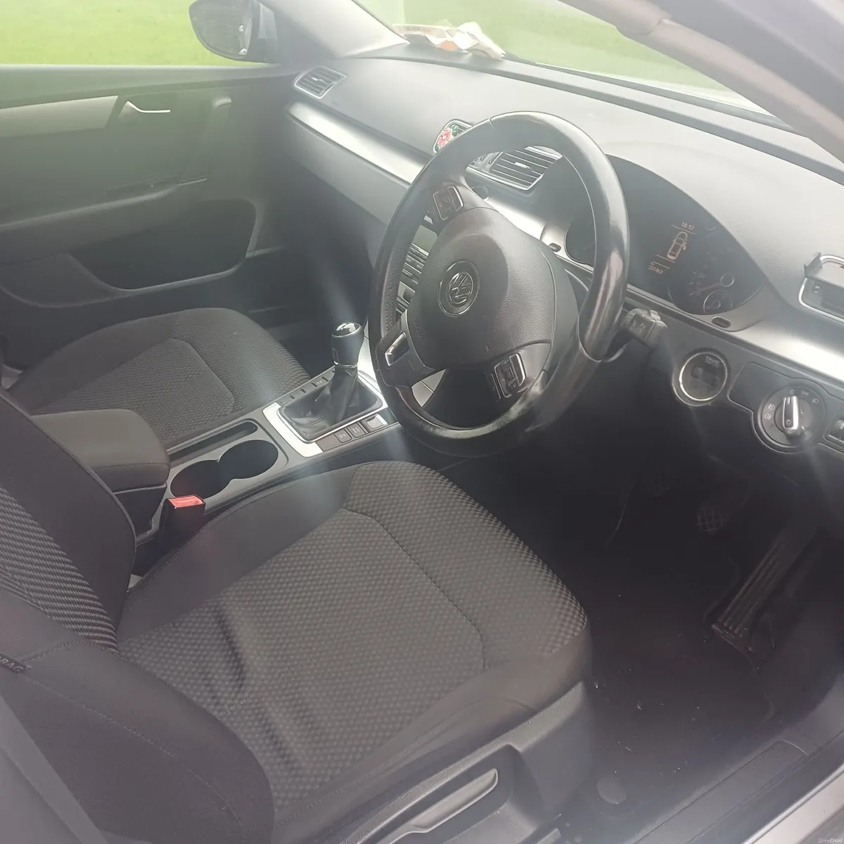 Volkswagen Passat 2014 - Image 3